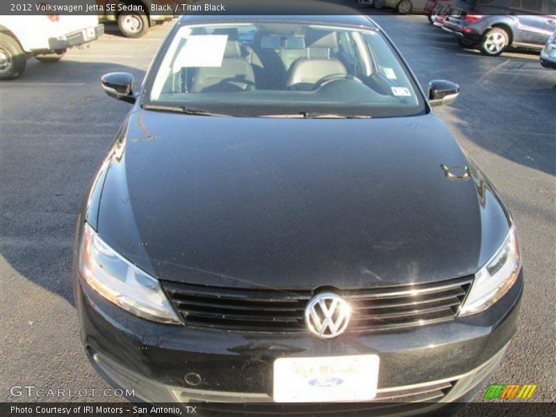 Black / Titan Black 2012 Volkswagen Jetta SE Sedan