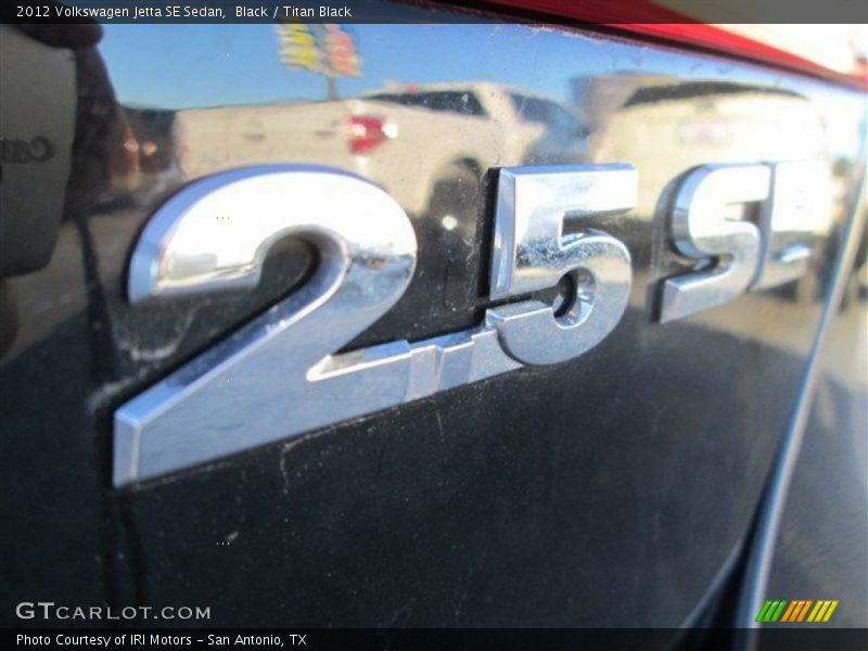 Black / Titan Black 2012 Volkswagen Jetta SE Sedan