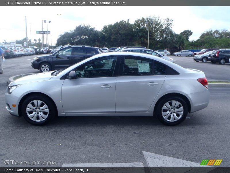 Silver Ice Metallic / Jet Black/Medium Titanium 2014 Chevrolet Cruze LS