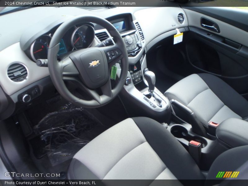 Silver Ice Metallic / Jet Black/Medium Titanium 2014 Chevrolet Cruze LS