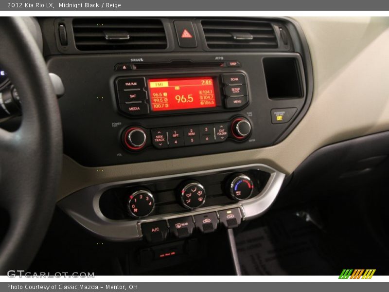 Midnight Black / Beige 2012 Kia Rio LX