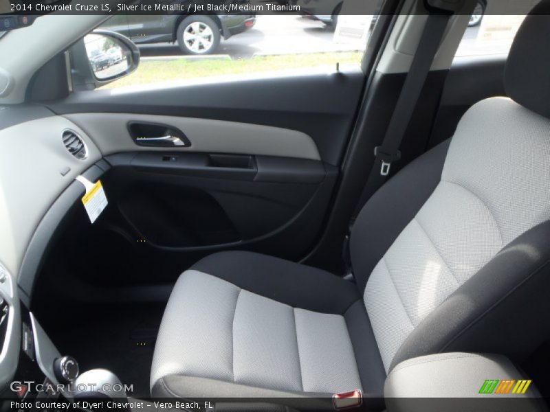 Silver Ice Metallic / Jet Black/Medium Titanium 2014 Chevrolet Cruze LS