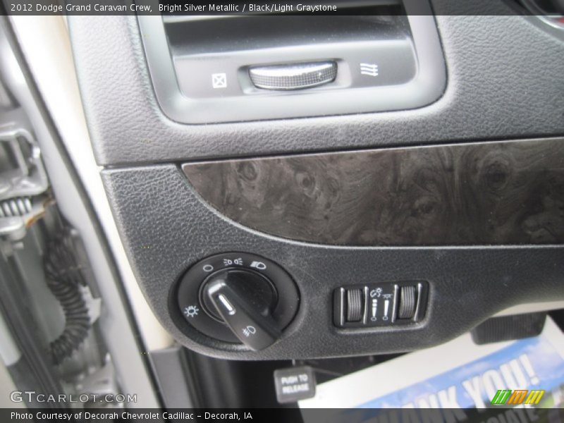 Bright Silver Metallic / Black/Light Graystone 2012 Dodge Grand Caravan Crew