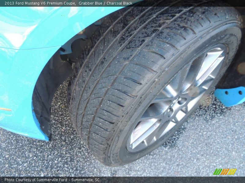 Grabber Blue / Charcoal Black 2013 Ford Mustang V6 Premium Coupe