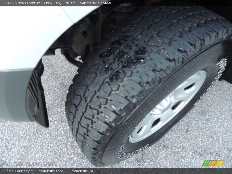 Brilliant Silver Metallic / Steel 2012 Nissan Frontier S Crew Cab