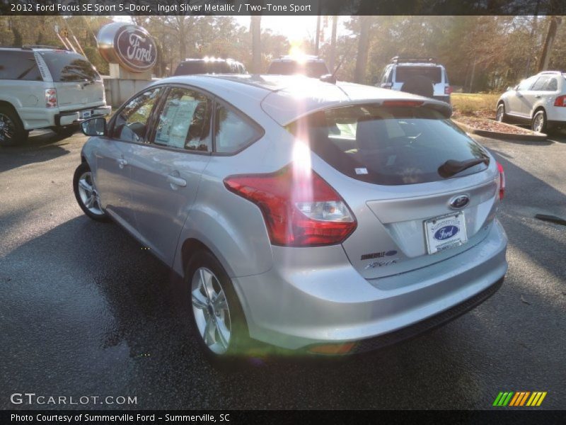 Ingot Silver Metallic / Two-Tone Sport 2012 Ford Focus SE Sport 5-Door