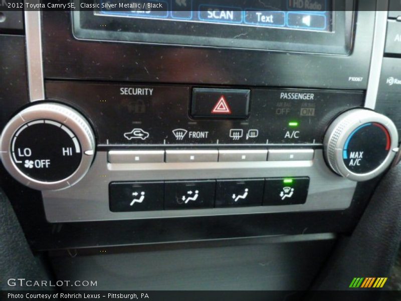 Classic Silver Metallic / Black 2012 Toyota Camry SE