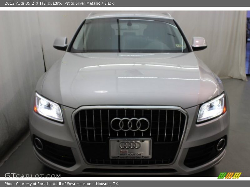 Arctic Silver Metallic / Black 2013 Audi Q5 2.0 TFSI quattro