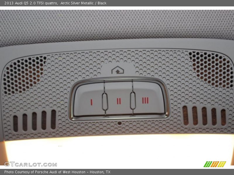 Arctic Silver Metallic / Black 2013 Audi Q5 2.0 TFSI quattro