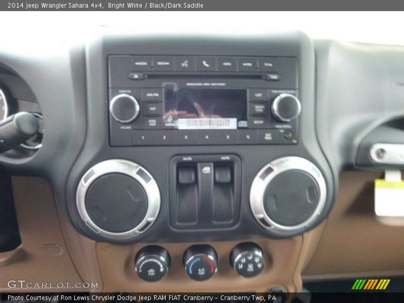 Bright White / Black/Dark Saddle 2014 Jeep Wrangler Sahara 4x4