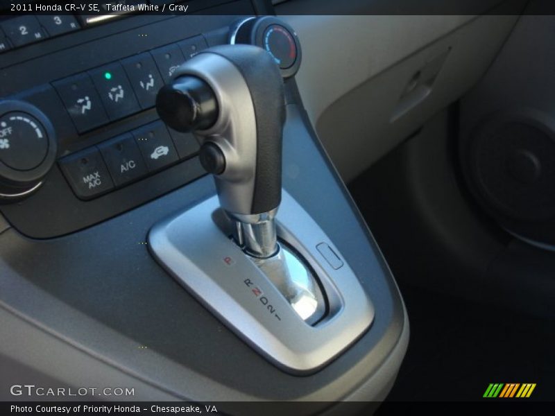 Taffeta White / Gray 2011 Honda CR-V SE