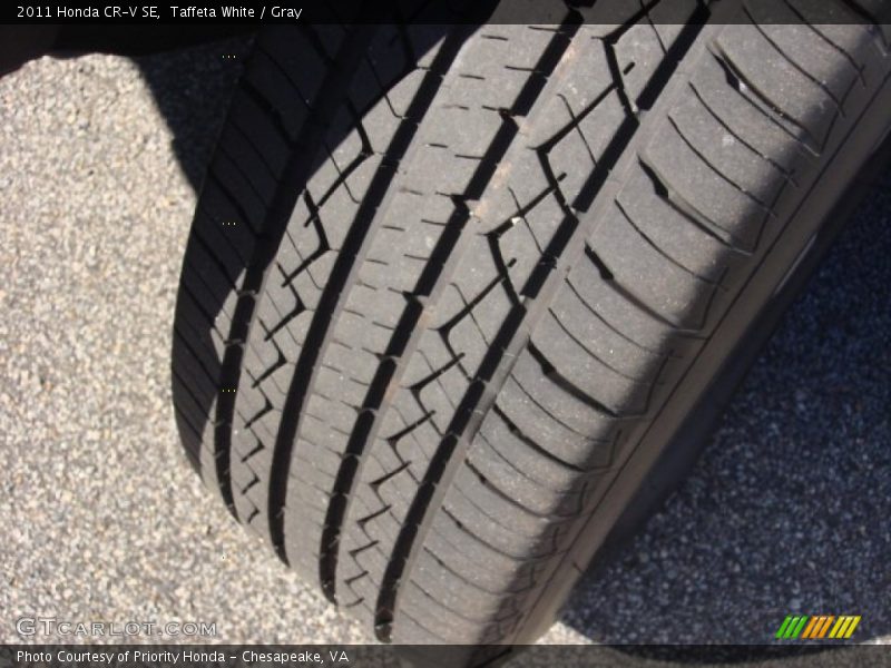 Taffeta White / Gray 2011 Honda CR-V SE