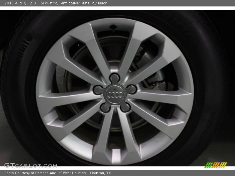 Arctic Silver Metallic / Black 2013 Audi Q5 2.0 TFSI quattro