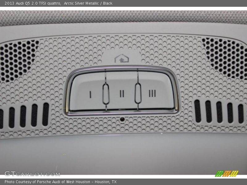 Arctic Silver Metallic / Black 2013 Audi Q5 2.0 TFSI quattro