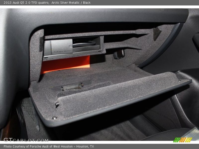 Arctic Silver Metallic / Black 2013 Audi Q5 2.0 TFSI quattro