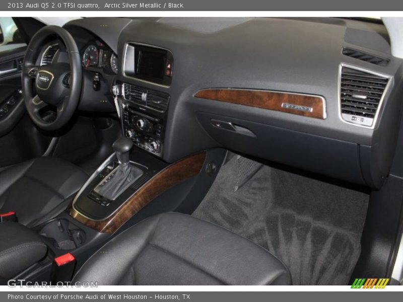 Arctic Silver Metallic / Black 2013 Audi Q5 2.0 TFSI quattro