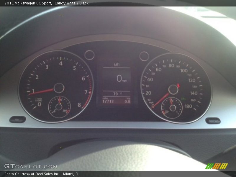 Candy White / Black 2011 Volkswagen CC Sport