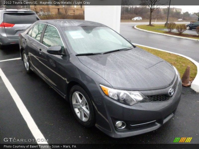 Magnetic Gray Metallic / Light Gray 2012 Toyota Camry SE