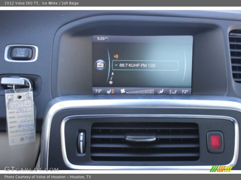 Ice White / Soft Beige 2012 Volvo S60 T5