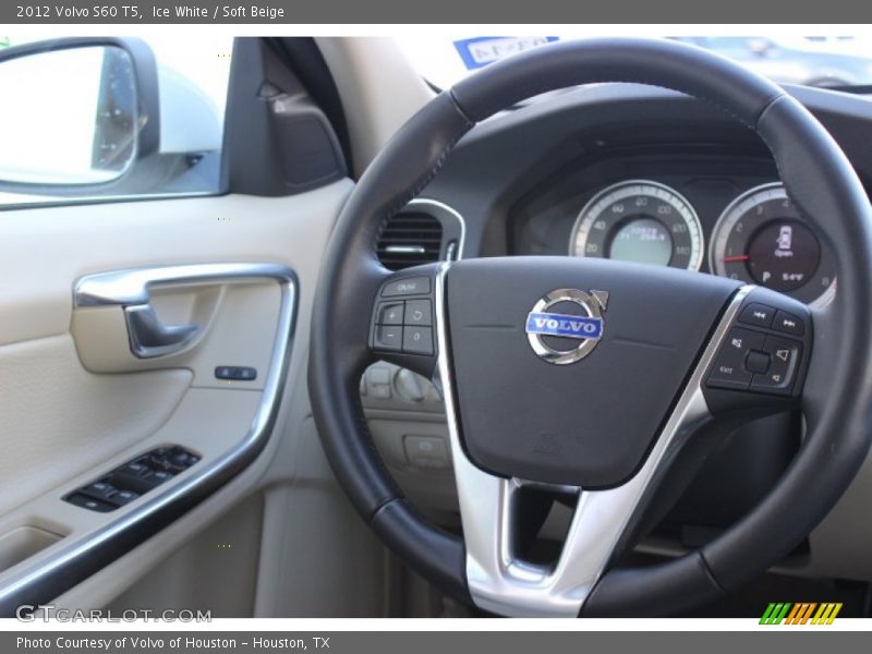 Ice White / Soft Beige 2012 Volvo S60 T5