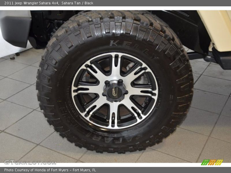 Sahara Tan / Black 2011 Jeep Wrangler Sahara 4x4