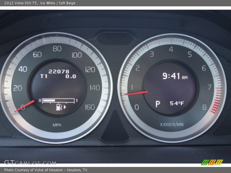 Ice White / Soft Beige 2012 Volvo S60 T5