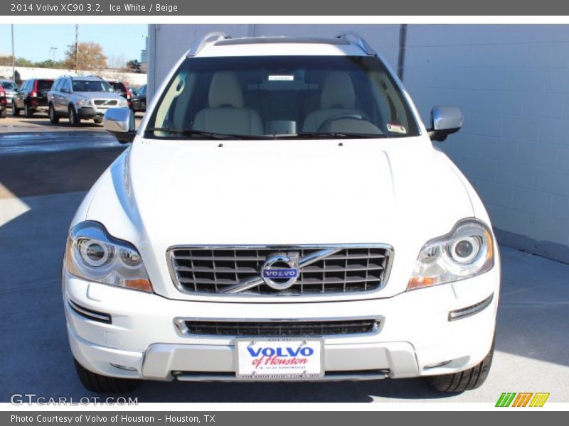 Ice White / Beige 2014 Volvo XC90 3.2