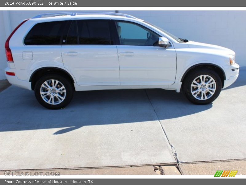 Ice White / Beige 2014 Volvo XC90 3.2