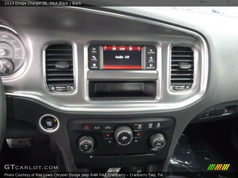 Pitch Black / Black 2014 Dodge Charger SE