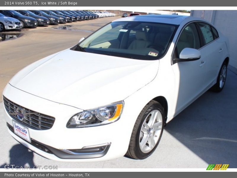 Ice White / Soft Beige 2014 Volvo S60 T5