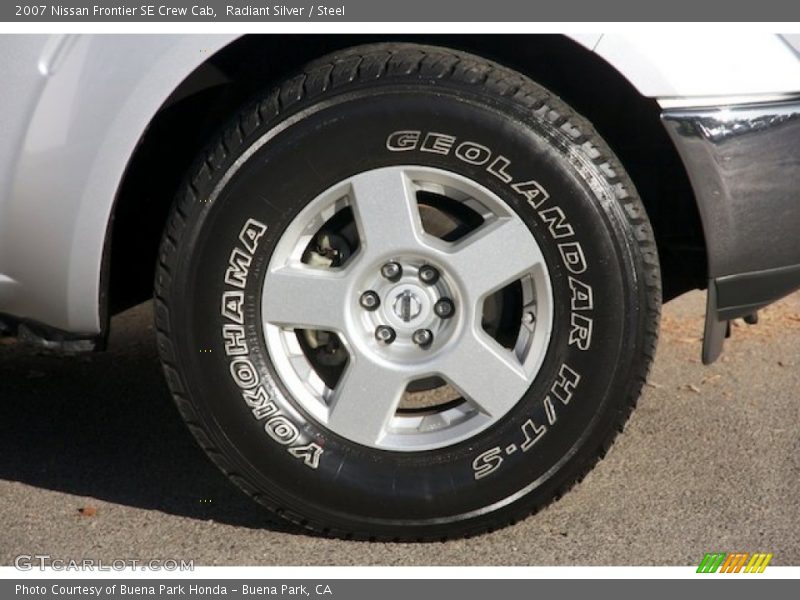 Radiant Silver / Steel 2007 Nissan Frontier SE Crew Cab