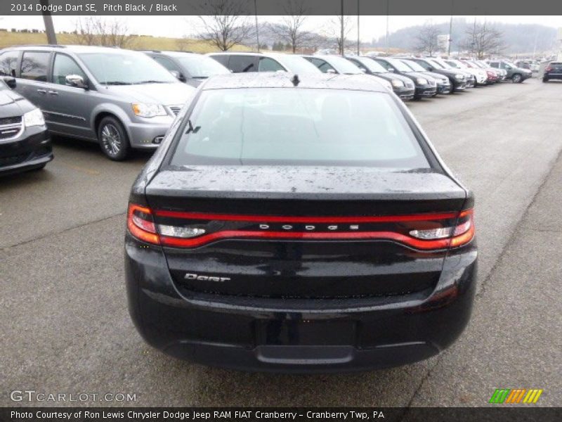 Pitch Black / Black 2014 Dodge Dart SE