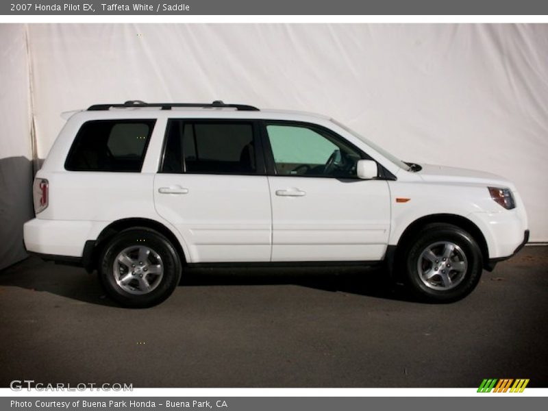  2007 Pilot EX Taffeta White