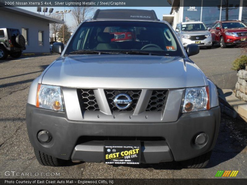 Silver Lightning Metallic / Steel/Graphite 2006 Nissan Xterra S 4x4