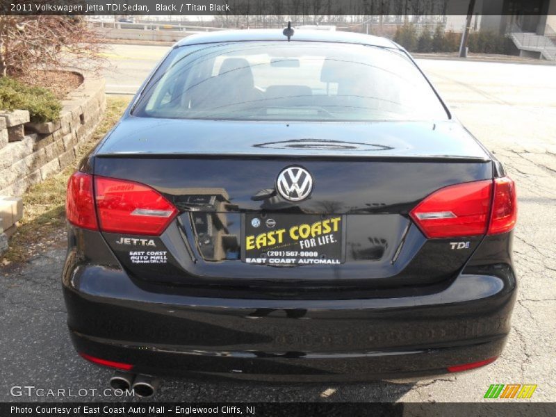 Black / Titan Black 2011 Volkswagen Jetta TDI Sedan