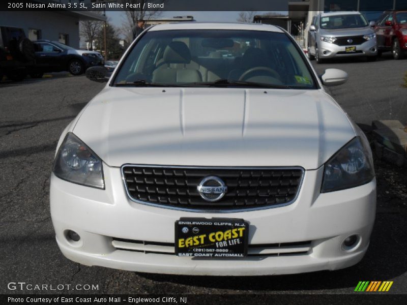Satin White Pearl / Blond 2005 Nissan Altima 3.5 SL