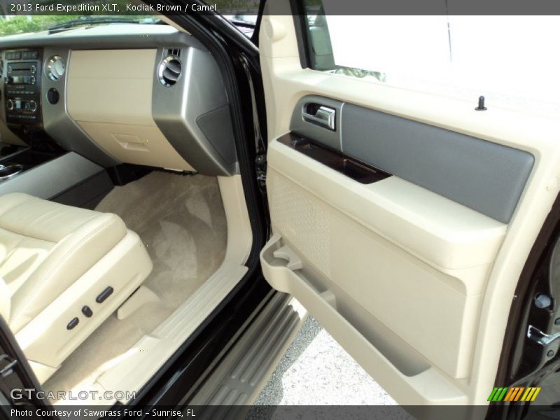 Kodiak Brown / Camel 2013 Ford Expedition XLT