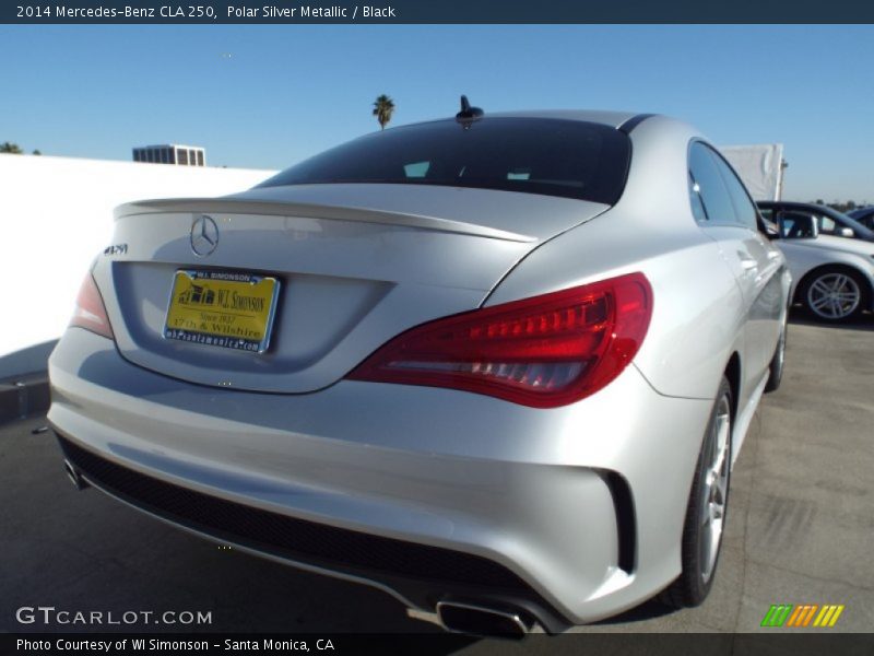 Polar Silver Metallic / Black 2014 Mercedes-Benz CLA 250