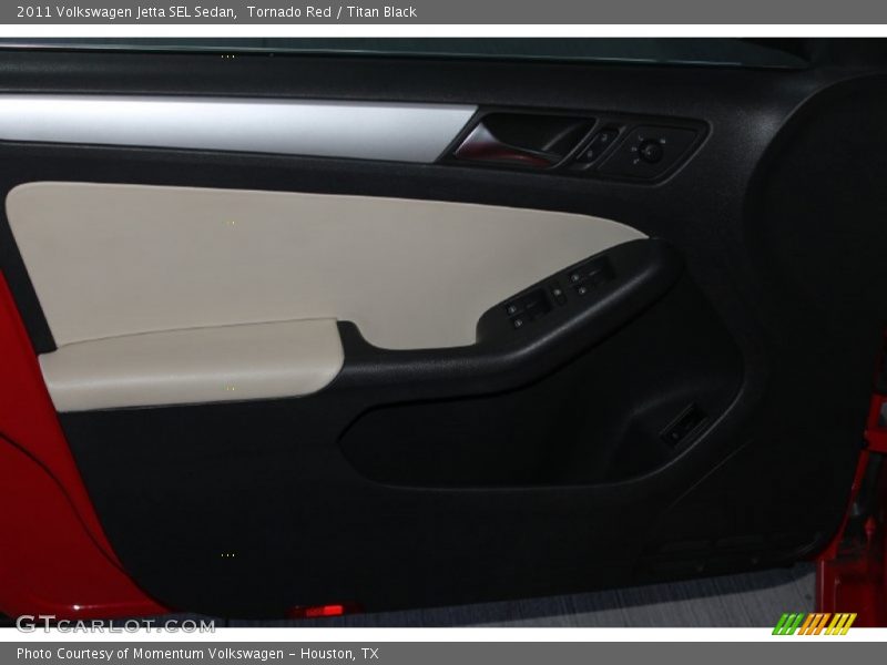 Tornado Red / Titan Black 2011 Volkswagen Jetta SEL Sedan