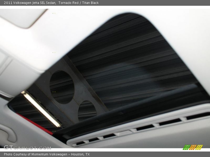 Tornado Red / Titan Black 2011 Volkswagen Jetta SEL Sedan