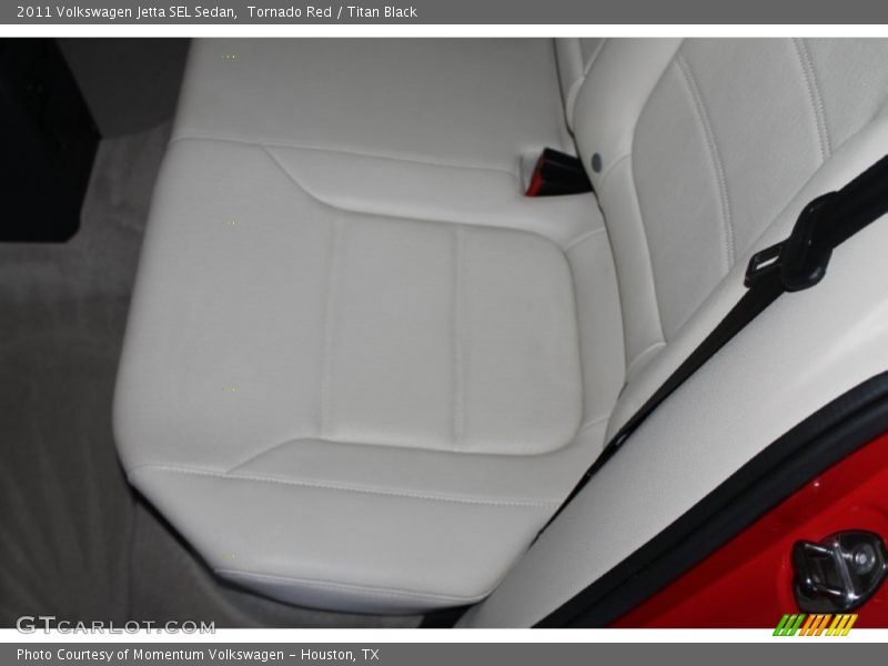 Tornado Red / Titan Black 2011 Volkswagen Jetta SEL Sedan