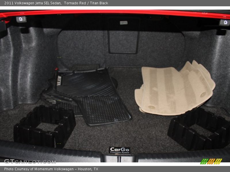Tornado Red / Titan Black 2011 Volkswagen Jetta SEL Sedan