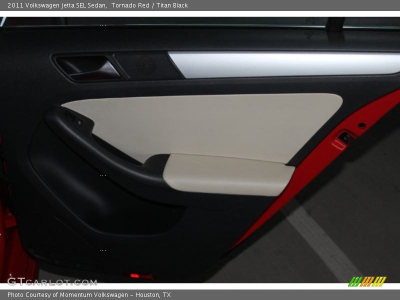 Tornado Red / Titan Black 2011 Volkswagen Jetta SEL Sedan