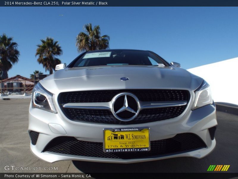 Polar Silver Metallic / Black 2014 Mercedes-Benz CLA 250