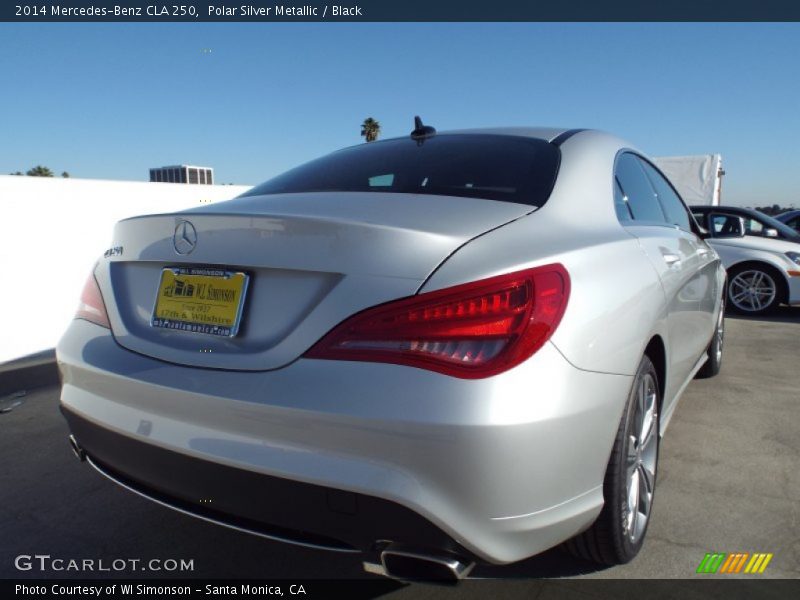 Polar Silver Metallic / Black 2014 Mercedes-Benz CLA 250