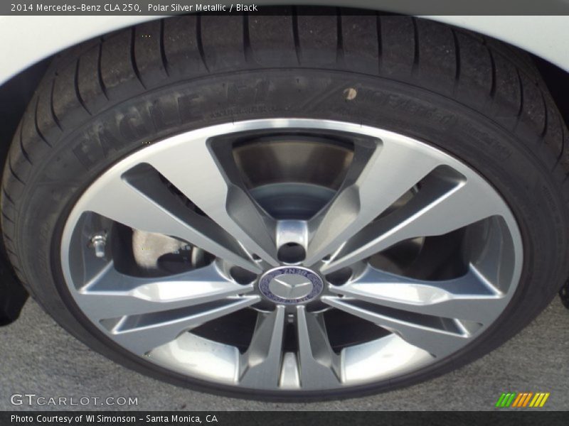 Polar Silver Metallic / Black 2014 Mercedes-Benz CLA 250