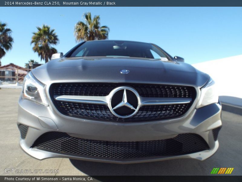Mountain Gray Metallic / Black 2014 Mercedes-Benz CLA 250