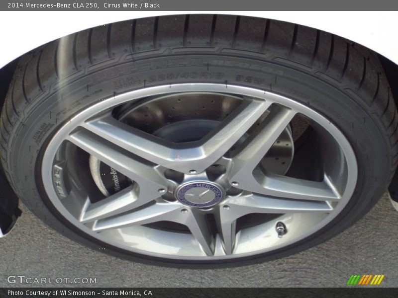Cirrus White / Black 2014 Mercedes-Benz CLA 250