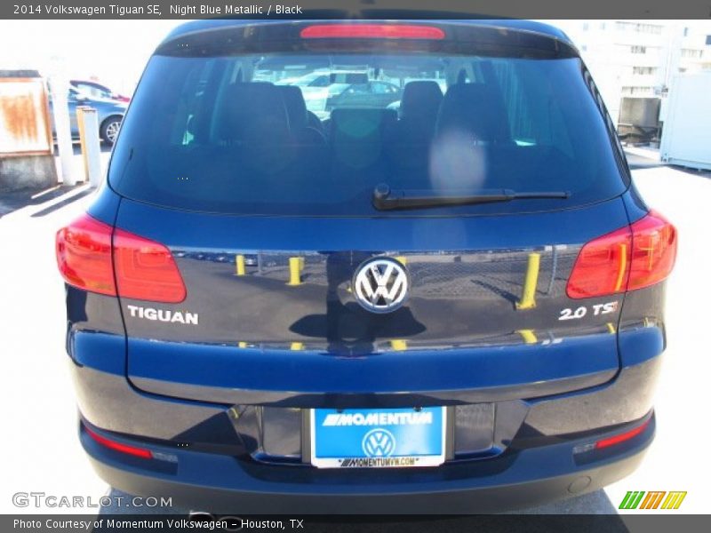 Night Blue Metallic / Black 2014 Volkswagen Tiguan SE