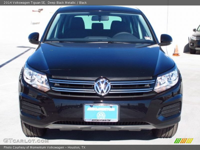 Deep Black Metallic / Black 2014 Volkswagen Tiguan SE